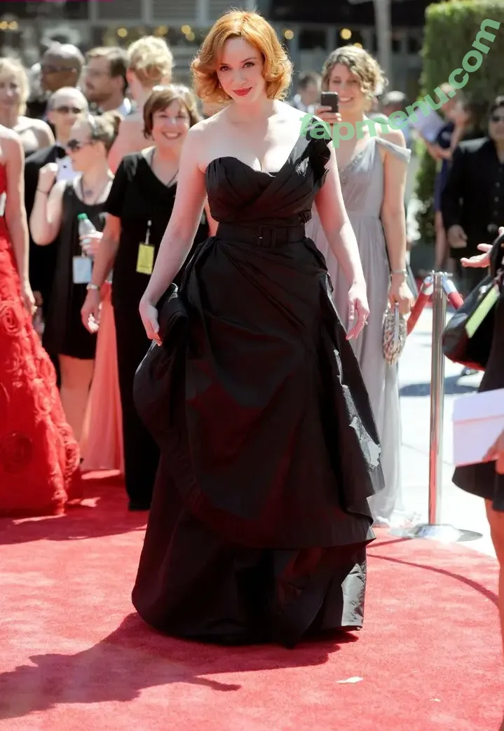 Christina Hendricks nude photo #2103 (actuallychristinahendricks)
