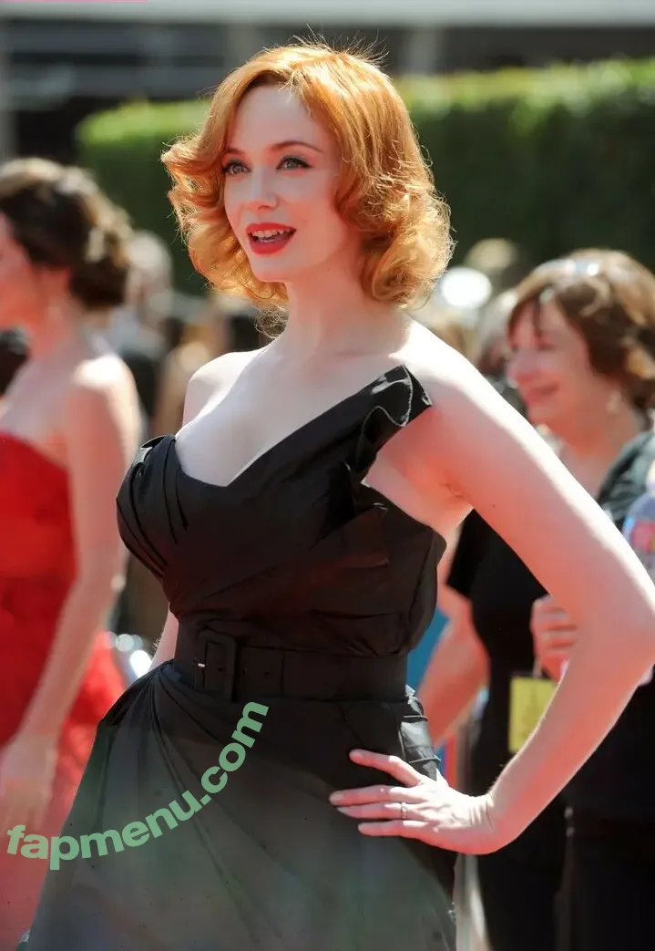 Christina Hendricks nude photo #2104 (actuallychristinahendricks)