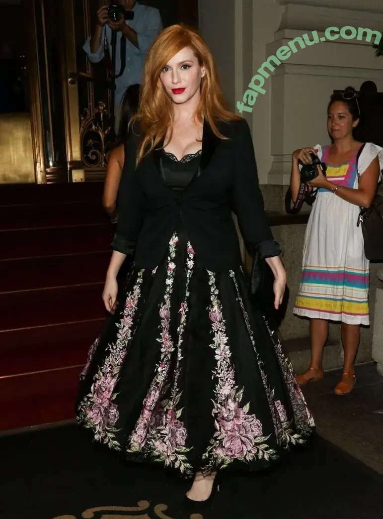 Christina Hendricks nude photo #2144 (actuallychristinahendricks)