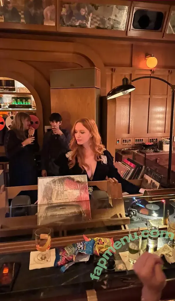 Christina Hendricks nude photo #2181 (actuallychristinahendricks)