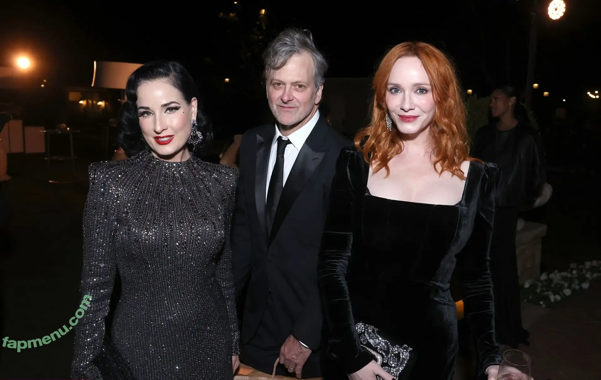 Christina Hendricks nude photo #2209 (actuallychristinahendricks)