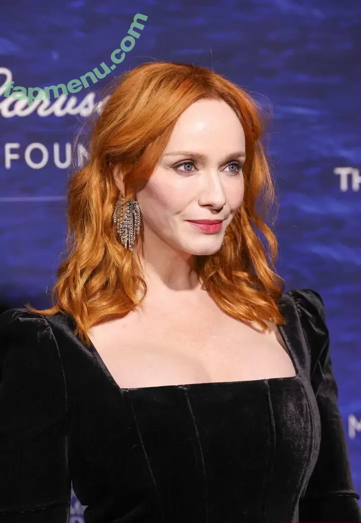 Christina Hendricks nude photo #2232 (actuallychristinahendricks)