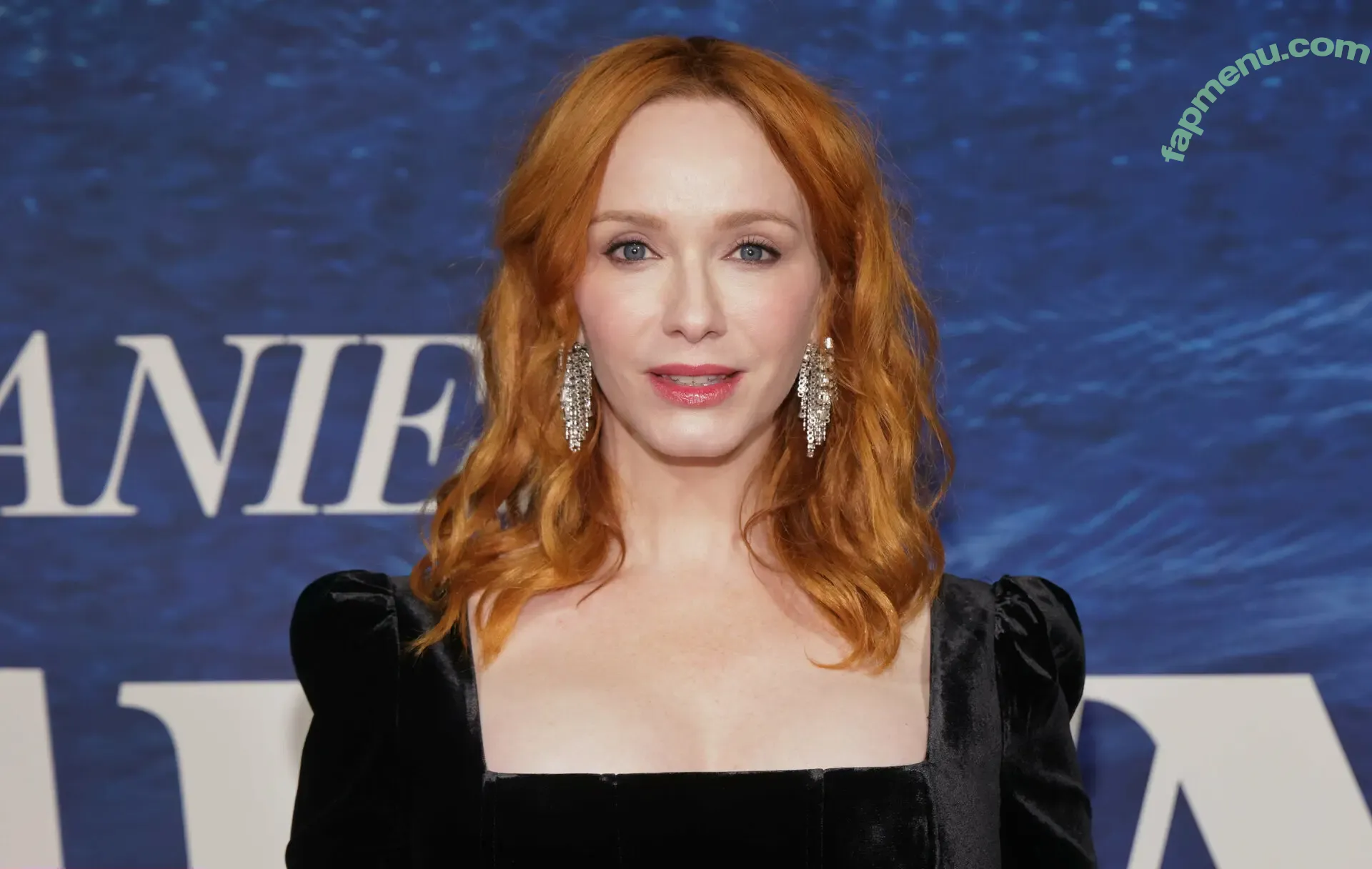 Christina Hendricks nude photo #2241 (actuallychristinahendricks)