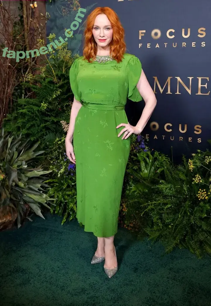 Christina Hendricks nude photo #2254 (actuallychristinahendricks)