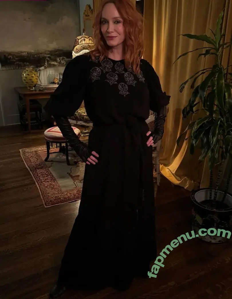 Christina Hendricks nude photo #2263 (actuallychristinahendricks)
