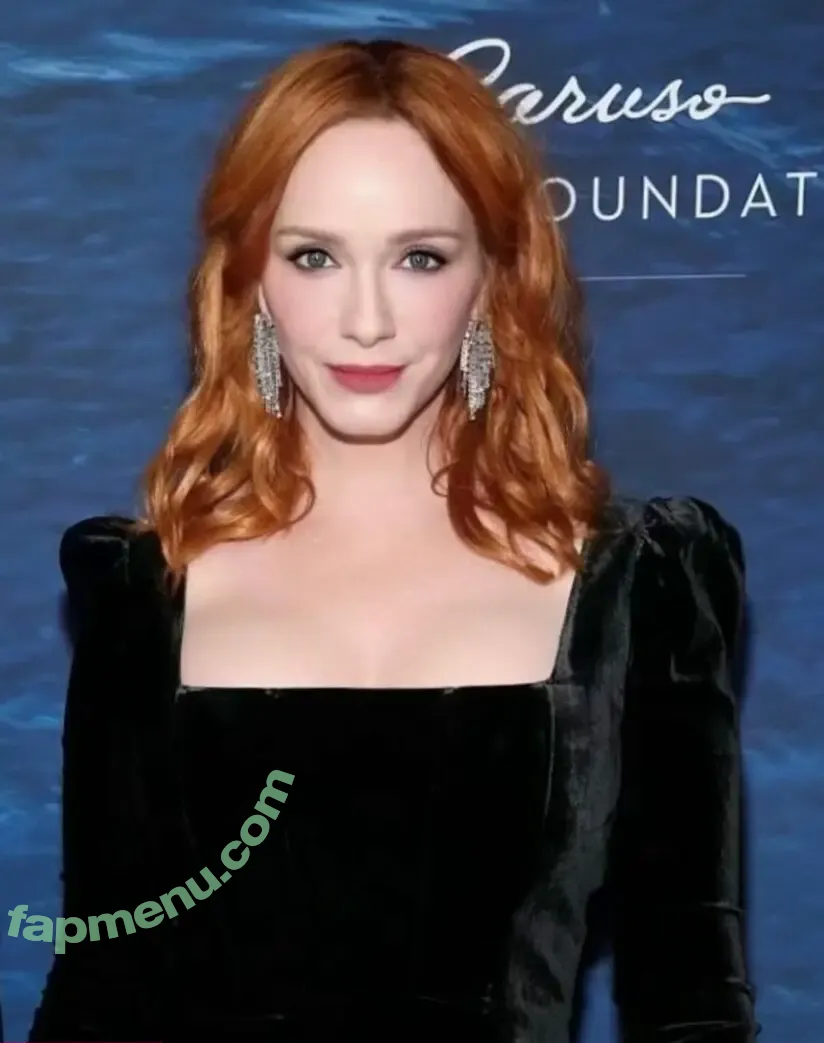 Christina Hendricks nude photo #2265 (actuallychristinahendricks)