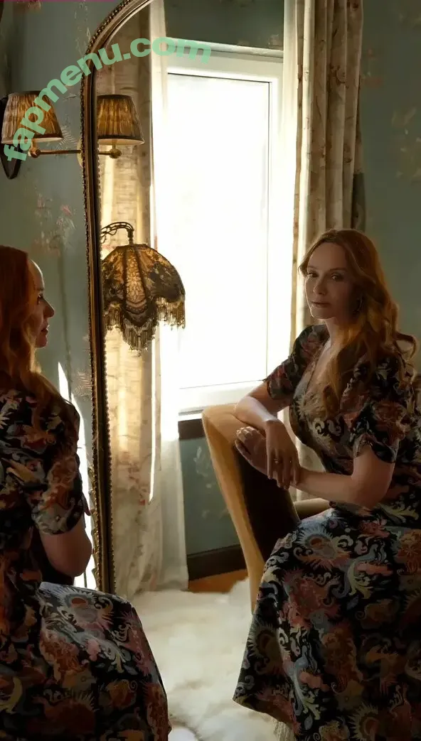 Christina Hendricks nude photo #2273 (actuallychristinahendricks)