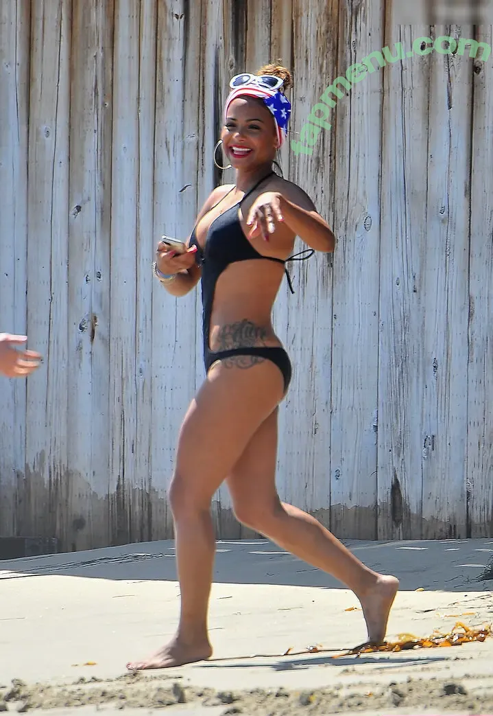 Christina Milian nude photo #1355 (ChristinaMilian / ChristinaMilianVEVO / kacytgirl)