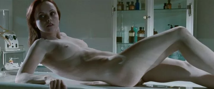 Christina Ricci / ChristinaRicci / arianaricci / riccigrams nude photo #0195