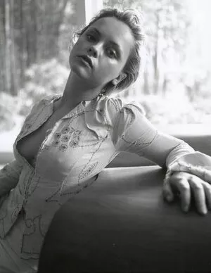 Christina Ricci / ChristinaRicci / arianaricci / riccigrams nude photo #0235