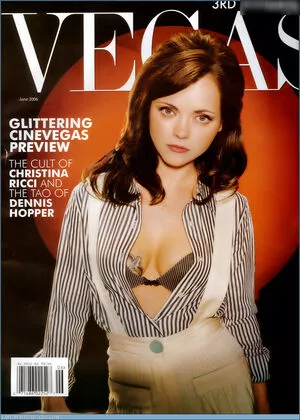 Christina Ricci / ChristinaRicci / arianaricci / riccigrams nude photo #0411