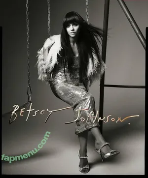 Christina Ricci / ChristinaRicci / arianaricci / riccigrams nude photo #0636