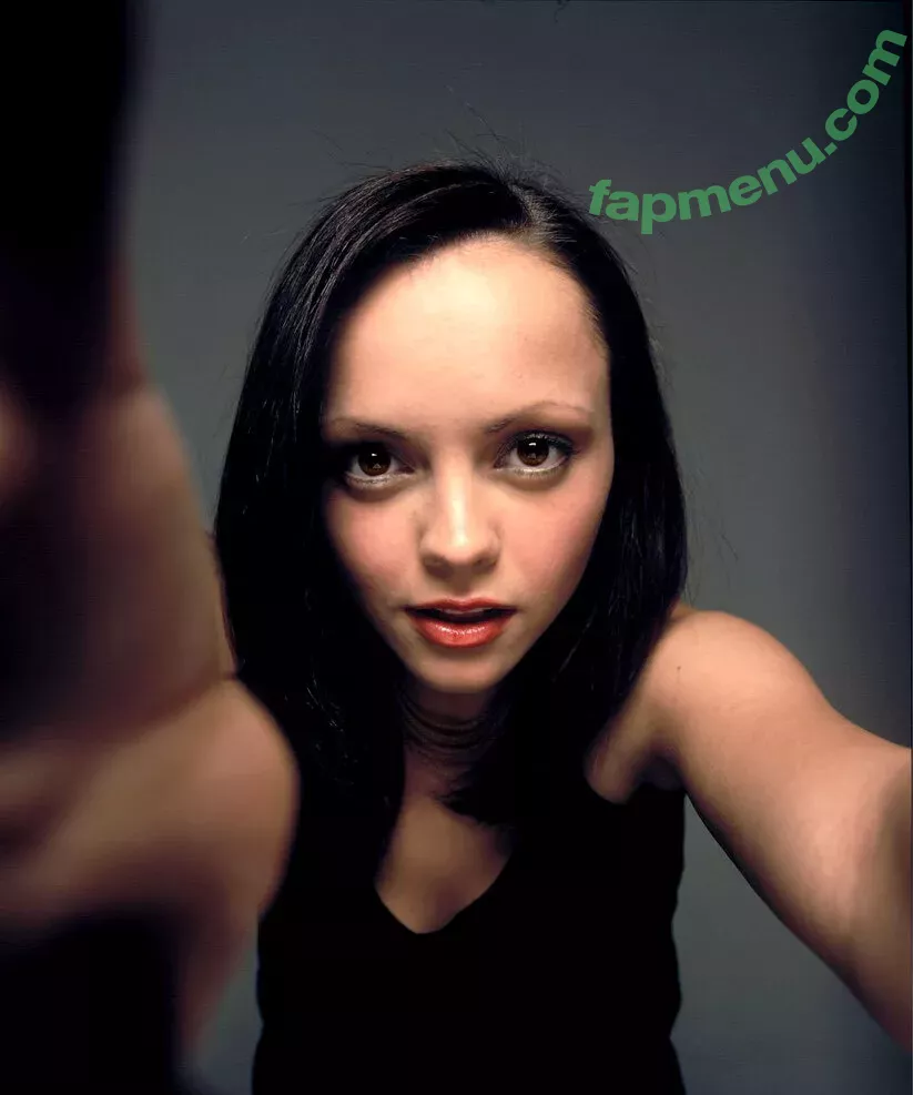 Christina Ricci nude photo #0173 (ChristinaRicci / arianaricci / riccigrams)