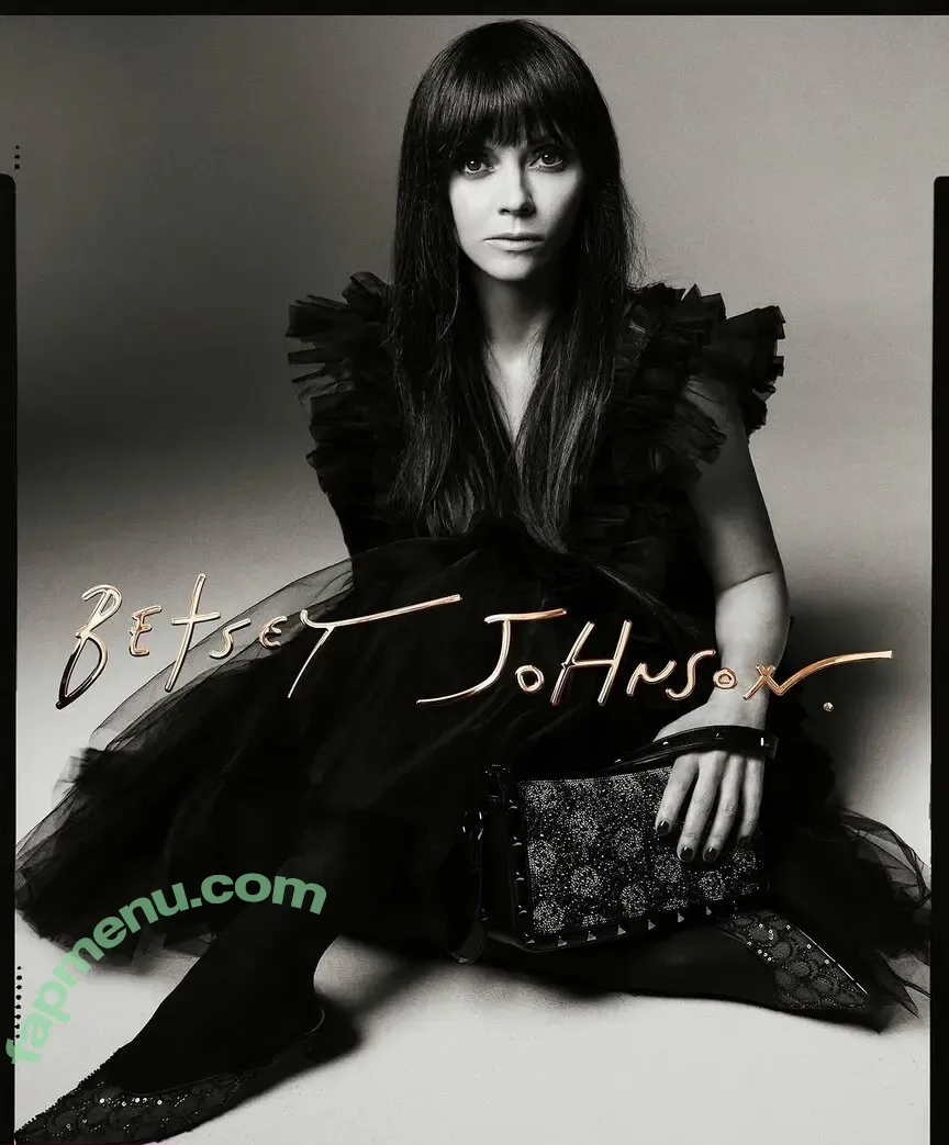 Christina Ricci nude photo #0637 (ChristinaRicci / arianaricci / riccigrams)