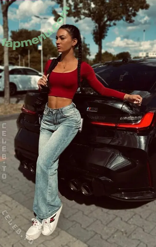 Christina Winkler nude photo #0017 (christina271099 / thepussywagon310)