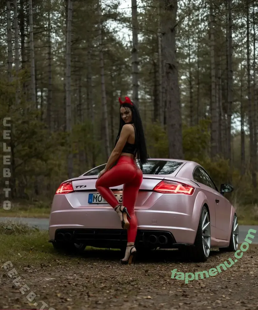 Christina Winkler nude photo #0048 (christina271099 / thepussywagon310)