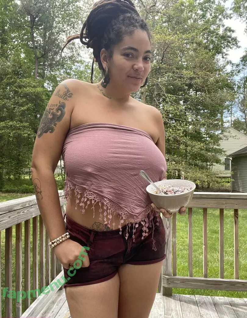 ChristinaGonzalez nude photo #0031 (FeistyFeminista / cristinagonzalezromualdez / missfiesty)