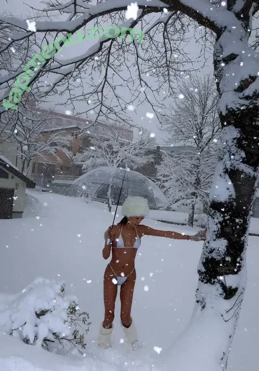 Christine Dior nude photo #0035 (due333 / its.xtinedior / xtinebabe)