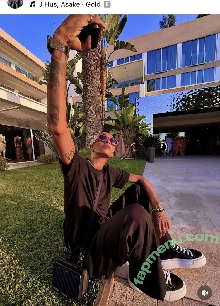 Christine McGuinness nude photo #1079 (mrscmcguinness)