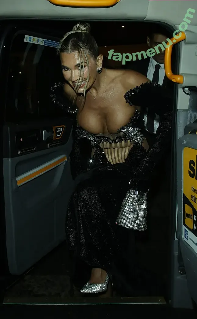 Christine McGuinness nude photo #1113 (mrscmcguinness)