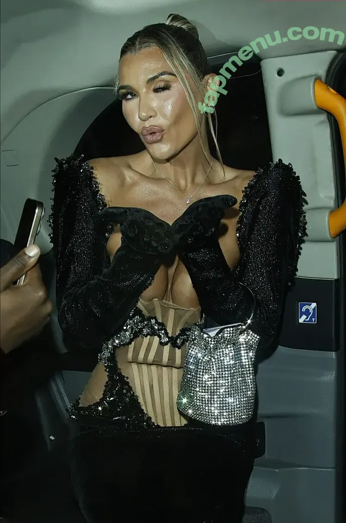 Christine McGuinness nude photo #1114 (mrscmcguinness)