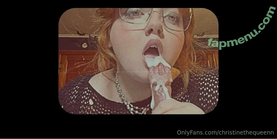 christinethequeenn nude photo #0316 (christinethequeenn)