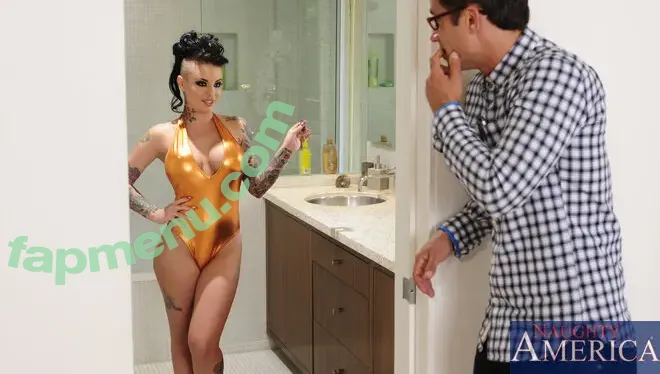 Christy Mack nude photo #1864 (ChristyMack)