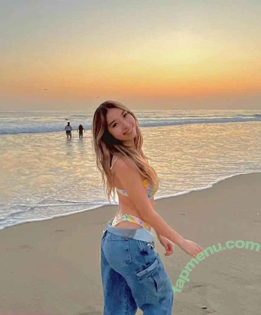 christychauu nude photo #0004 (christychauu)