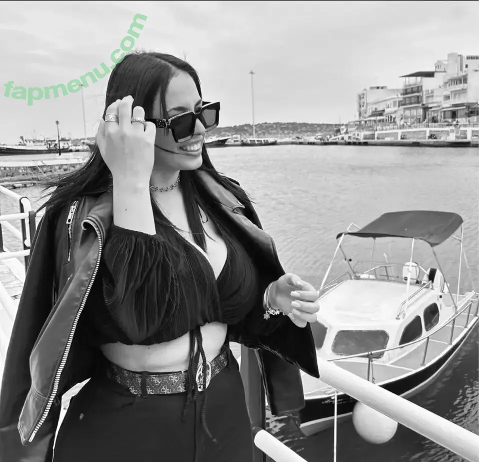 Chrysanthie nude photo #0096 (crisantii / liandrakiich_)