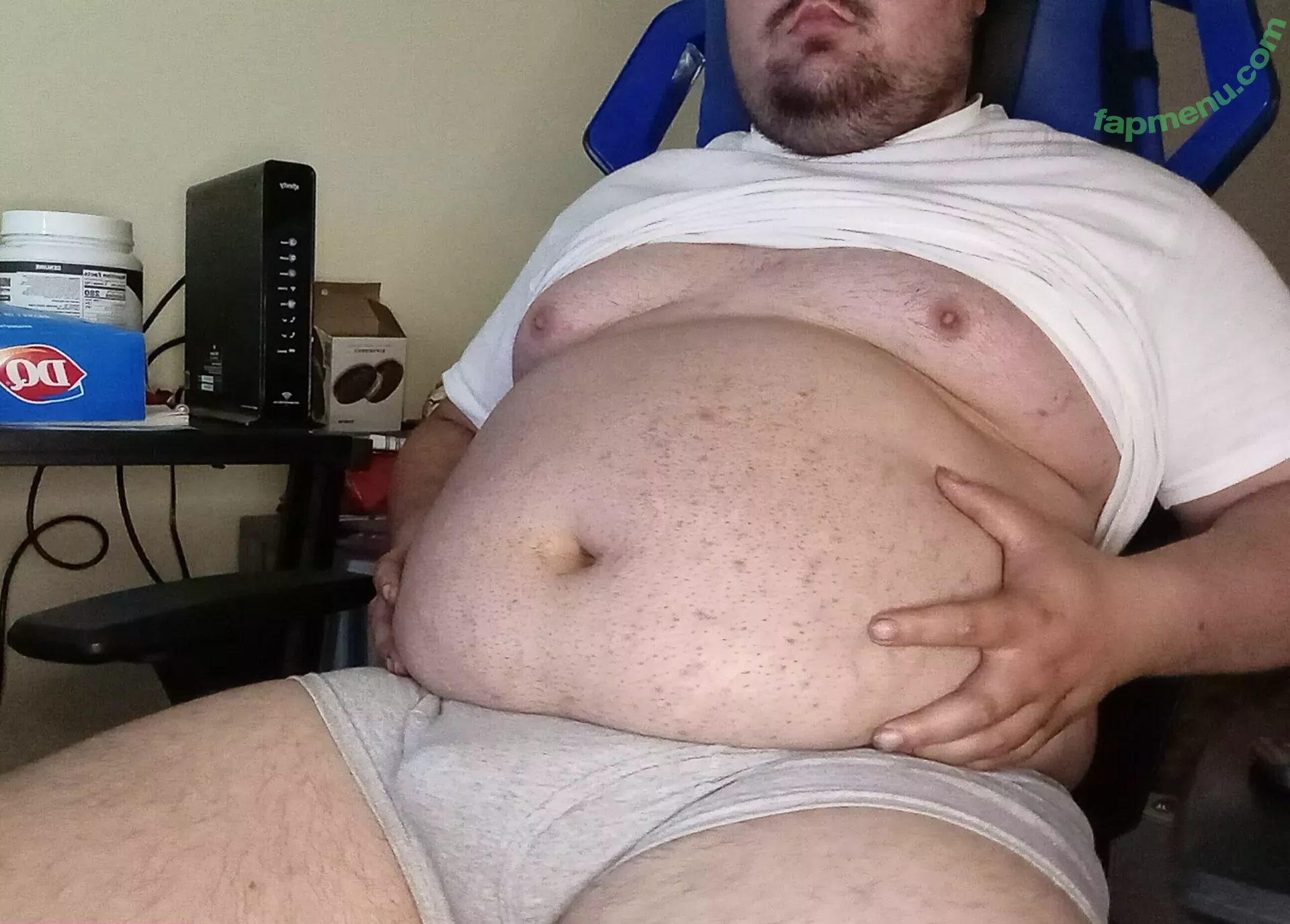 chubbygainer nude photo #0064 (chubbygainerguy)