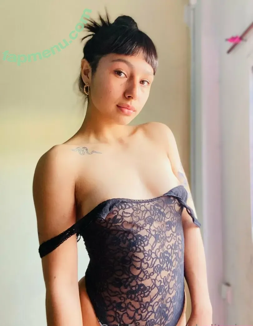 chulitarica nude photo #0007 (chulitalosangeles)