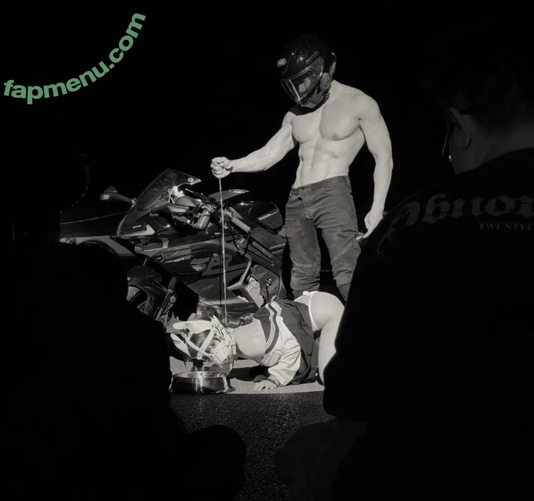 Chunmomo nude photo #3750 (chunmomo0127 / chunmomo_ / 蠢沫沫momo)