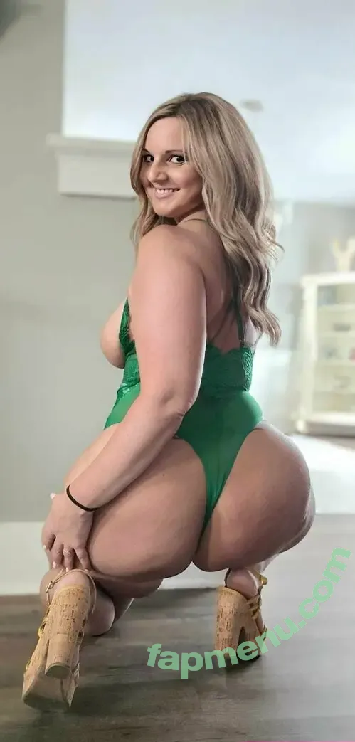 churchwifey_kk nude photo #0210 (ckwifey)