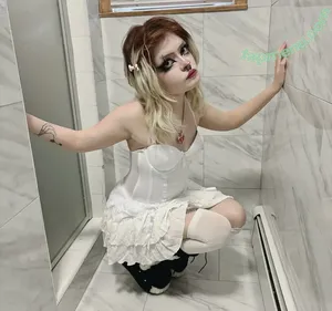 chuupiee / bowtiedbonez nude photo #0013