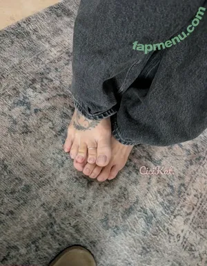  nude photo #0007