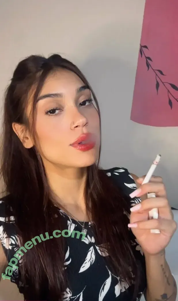 cigarettemuse nude photo #0012 (cigarettemuse)