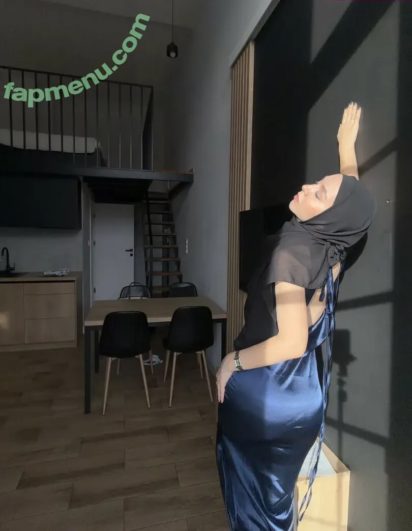 Cigdem Crystal nude photo #0014 (cigdem.crystall)