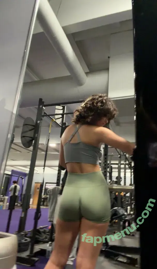 ciggybae nude photo #0165 (Zendaya lookalike / gypsybaehere / homeskilla_whitnit)