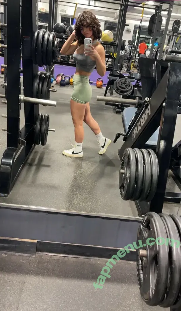 ciggybae nude photo #0176 (Zendaya lookalike / gypsybaehere / homeskilla_whitnit)