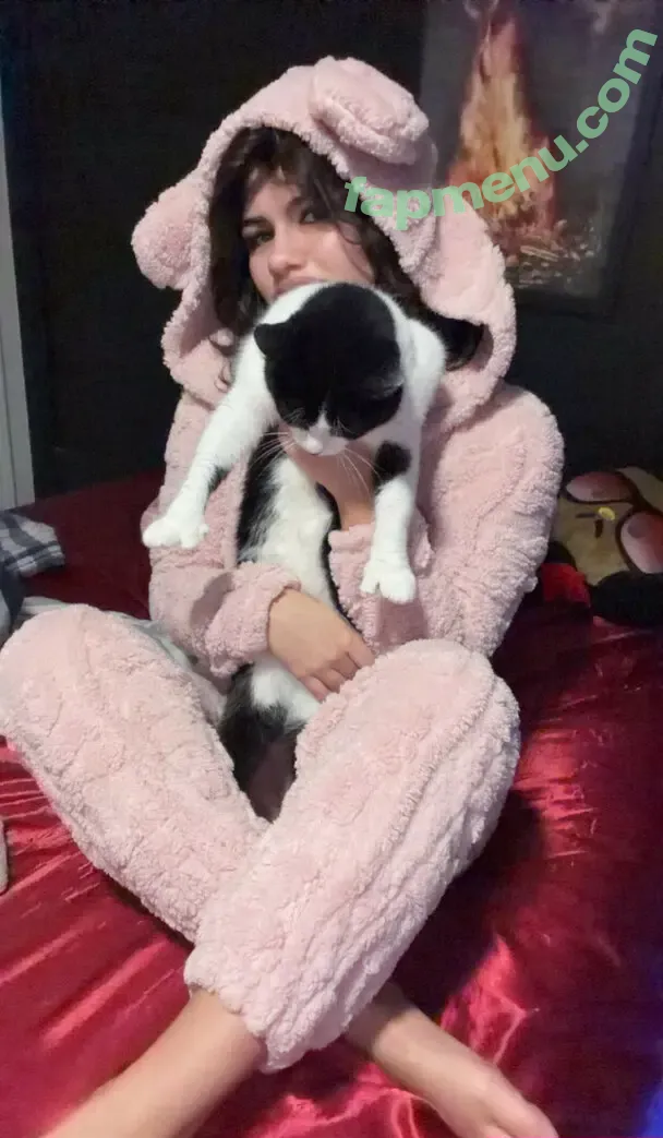 ciggybae nude photo #0178 (Zendaya lookalike / gypsybaehere / homeskilla_whitnit)