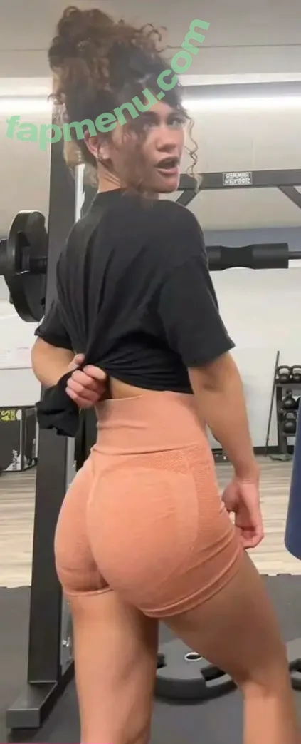 ciggybae nude photo #0204 (Zendaya lookalike / gypsybaehere / homeskilla_whitnit)