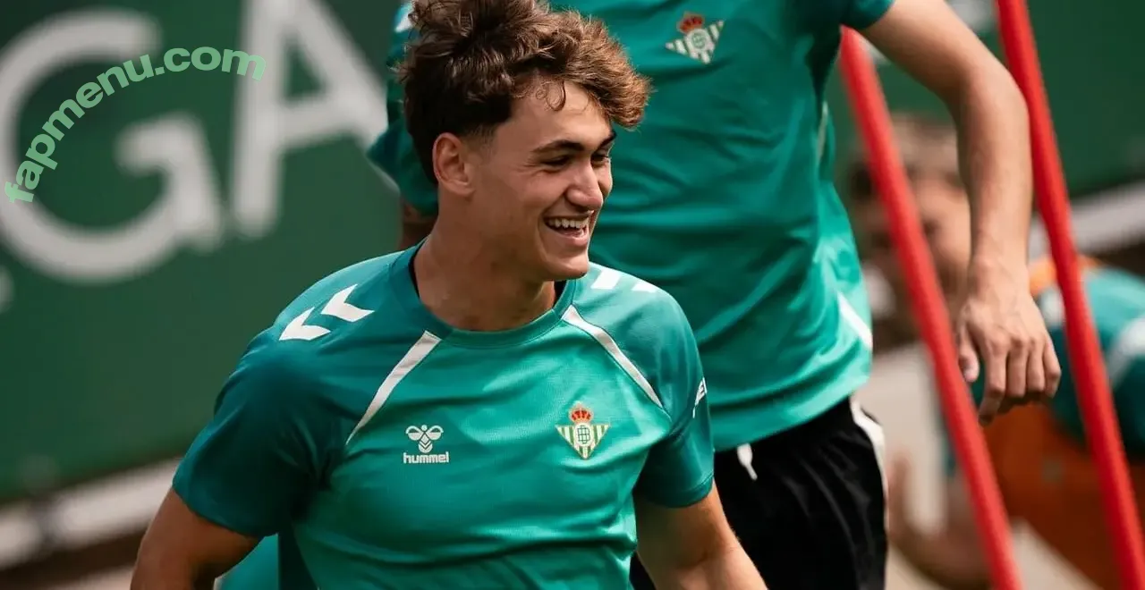 cina_worldx nude photo #0003 (cina_worldx)