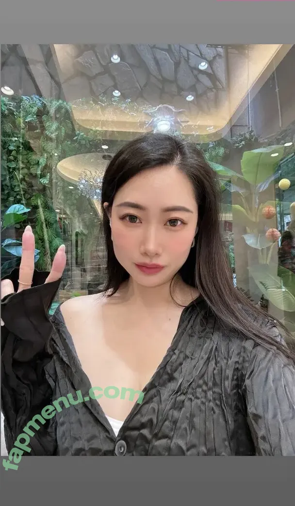 Cindeebubble nude photo #0055 (Cindeebubble)