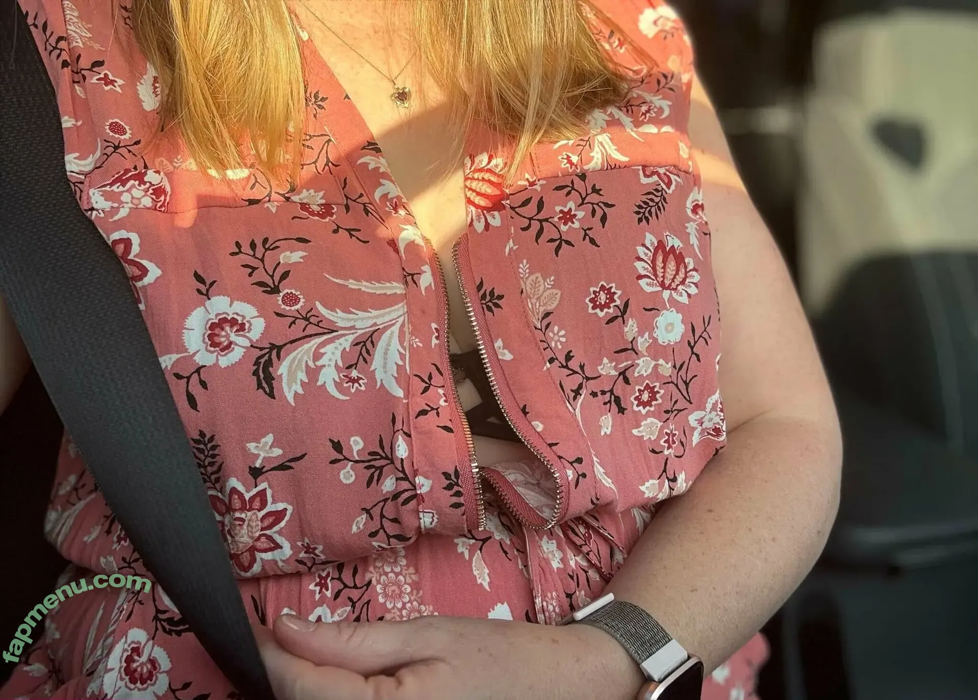 cindeejugs nude photo #0037 (cindeejugs)