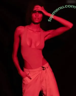 Cindy Bruna / cindybruna nude photo #0001