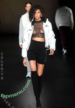 Cindy Bruna / CindyBrunaOfficiel / cindybruna / realcindybruna / thecindybruna nude photo #0151