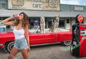 Cindy Crawford / CindyCrawford nude photo #0486