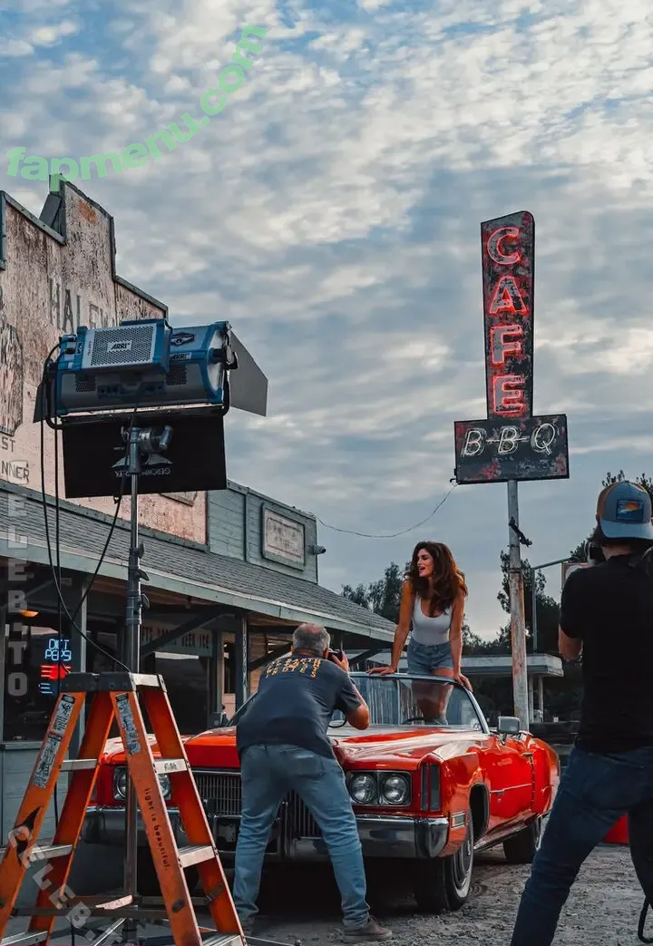 Cindy Crawford nude photo #0483 (CindyCrawford)