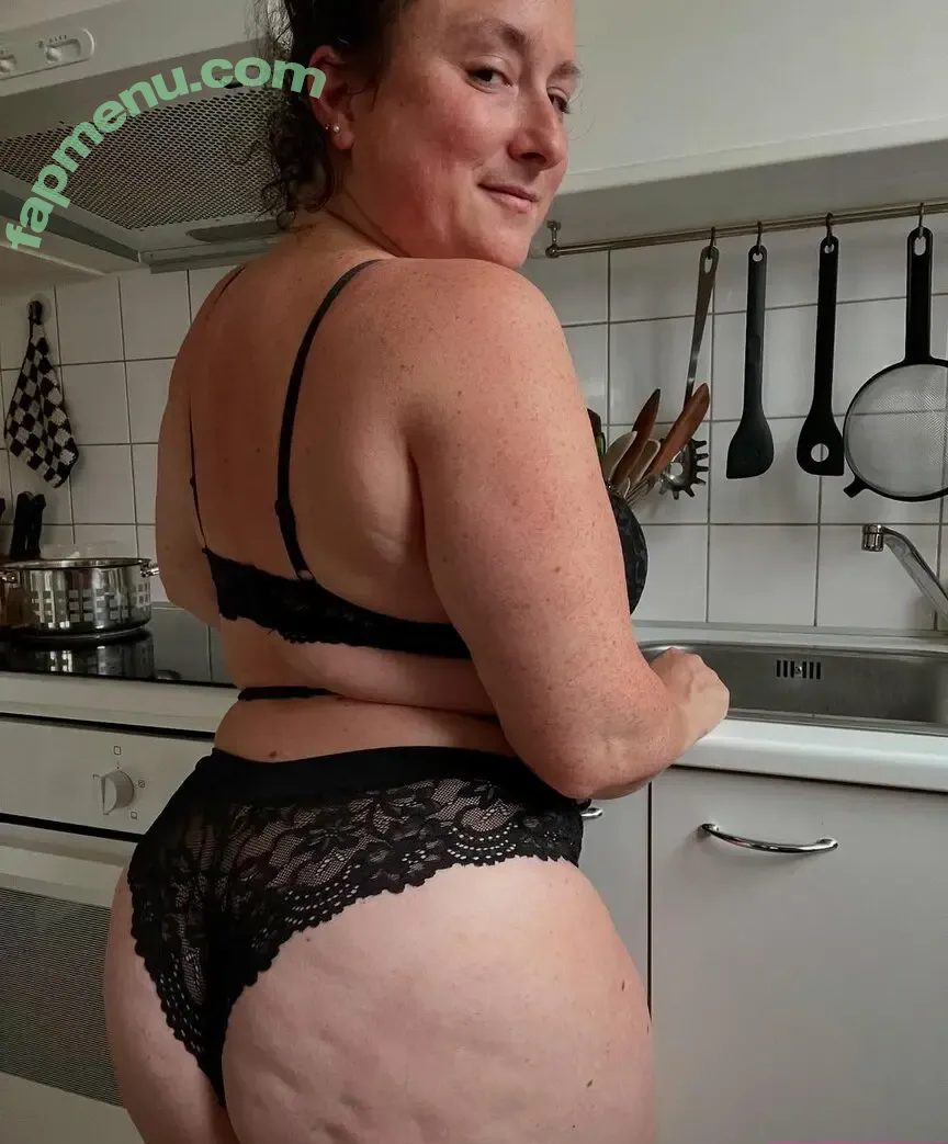 Cindy Graham nude photo #0017 (cindygraham / mscindygraham)