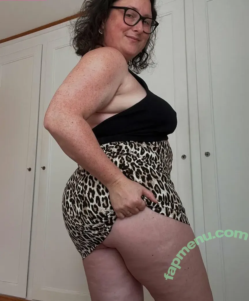 Cindy Graham nude photo #0038 (cindygraham / mscindygraham)